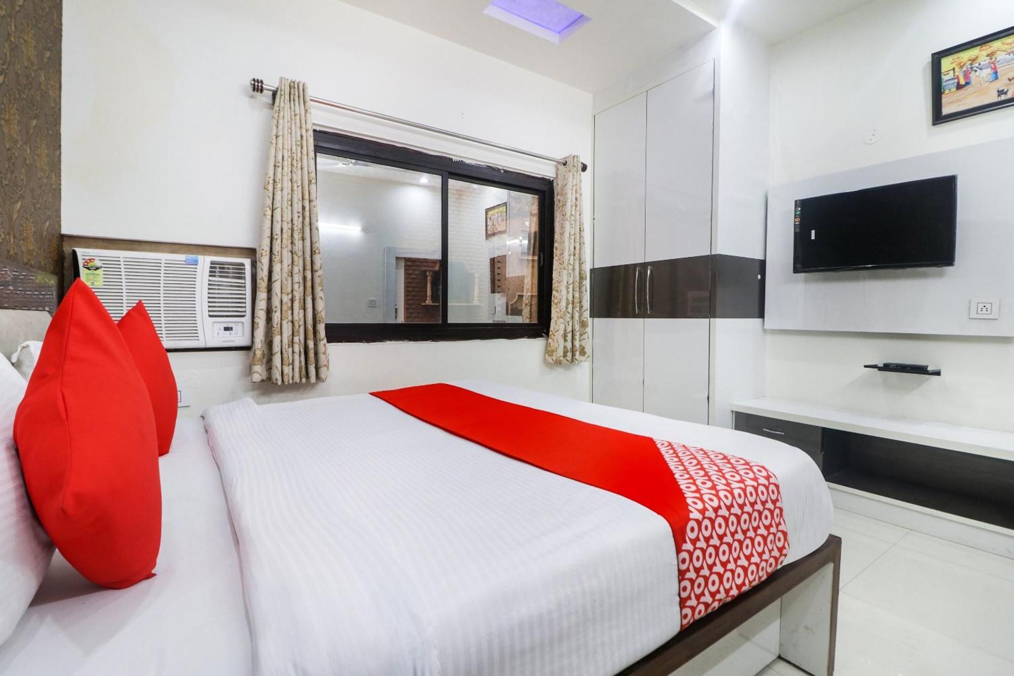 Hotel Oyo Flagship Paradise Near Jahangirpuri Metro Station New Delhi